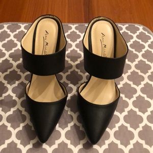 ANNE MICHELLE BLACK MULES